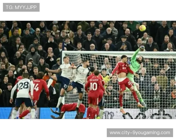 利物浦盯梅西式破局传球：如何打破进攻僵局，重塑战术魅力