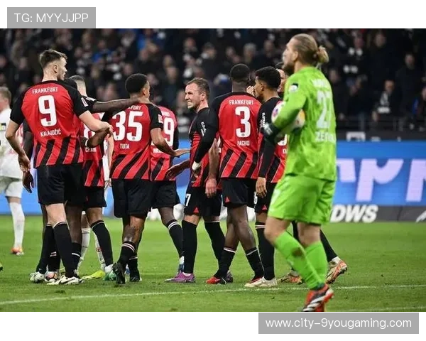 法兰克福2-0沙尔克，乔奥马和洛塞尔斯终场破门，法兰克福对沙尔克直播